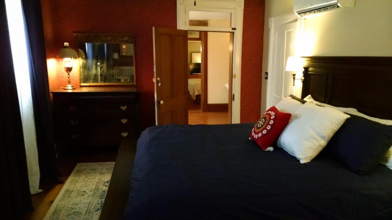 Georges On York B&B Taneytown Extérieur photo